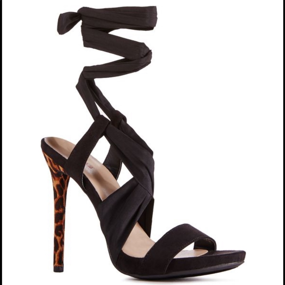 Black and leopard lace up heels sandals 8.5 JUSTFAB Delphine